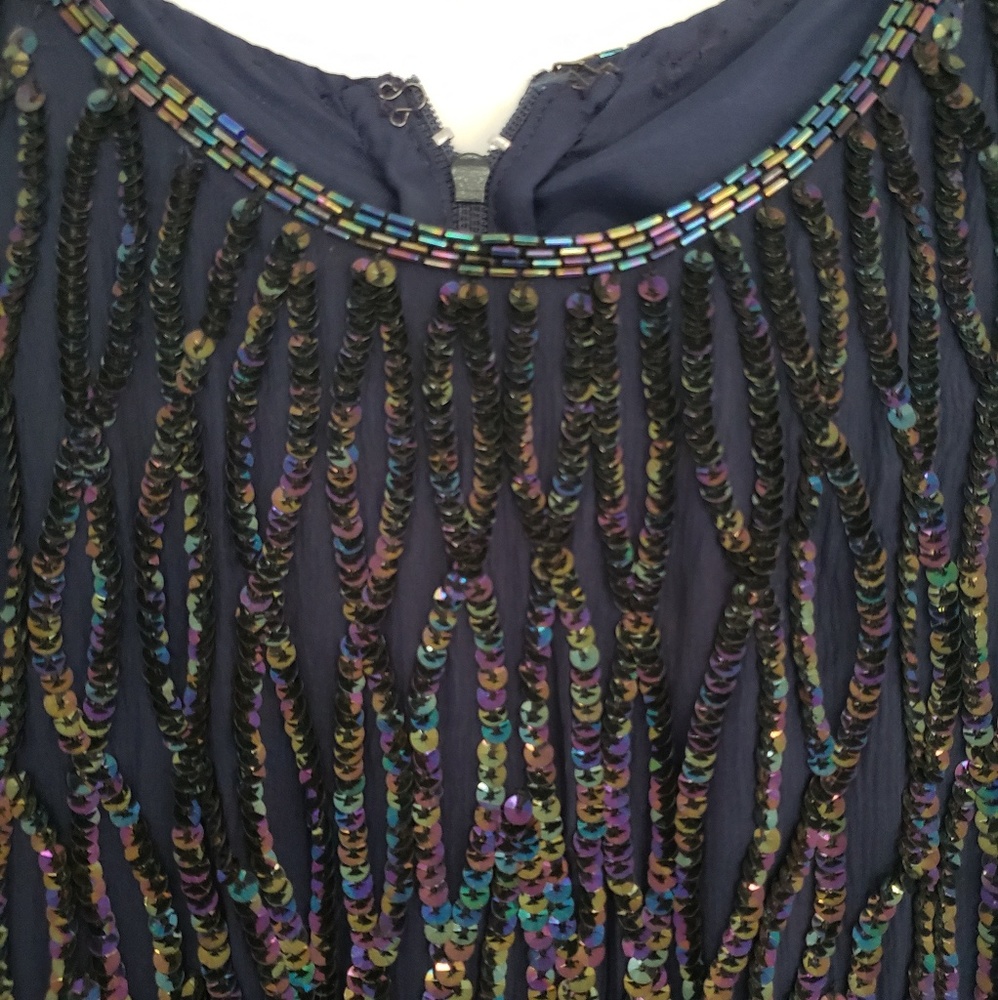 Dress - Picture 4 of 4